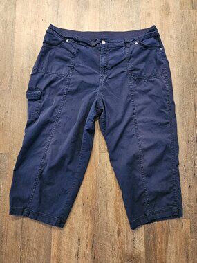 Croft & Barrow Navy Blue Cargo Capri Pants Women's Size 18 Comfort Waist